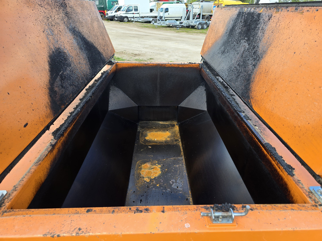 Amtec ATB3 Asphalt hot box - Асфальтоукладочная техника: фото 3 Amtec ATB3 Asphalt hot box - Асфальтоукладочная техника: фото 3