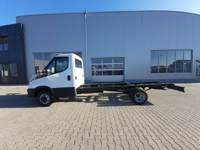 IVECO Daily 35C16H3.0 COMFORT & CONSTRUCTION PACK... - Грузовик-шасси, Фургон: фото 2 IVECO Daily 35C16H3.0 COMFORT & CONSTRUCTION PACK... - Грузовик-шасси, Фургон: фото 2