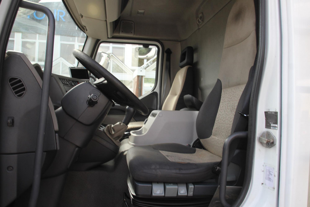 Renault Midlum 220 E5 CS 850 Strom LBW Seiten Tür FRC - Грузовик: фото 2 Renault Midlum 220 E5 CS 850 Strom LBW Seiten Tür FRC - Грузовик: фото 2