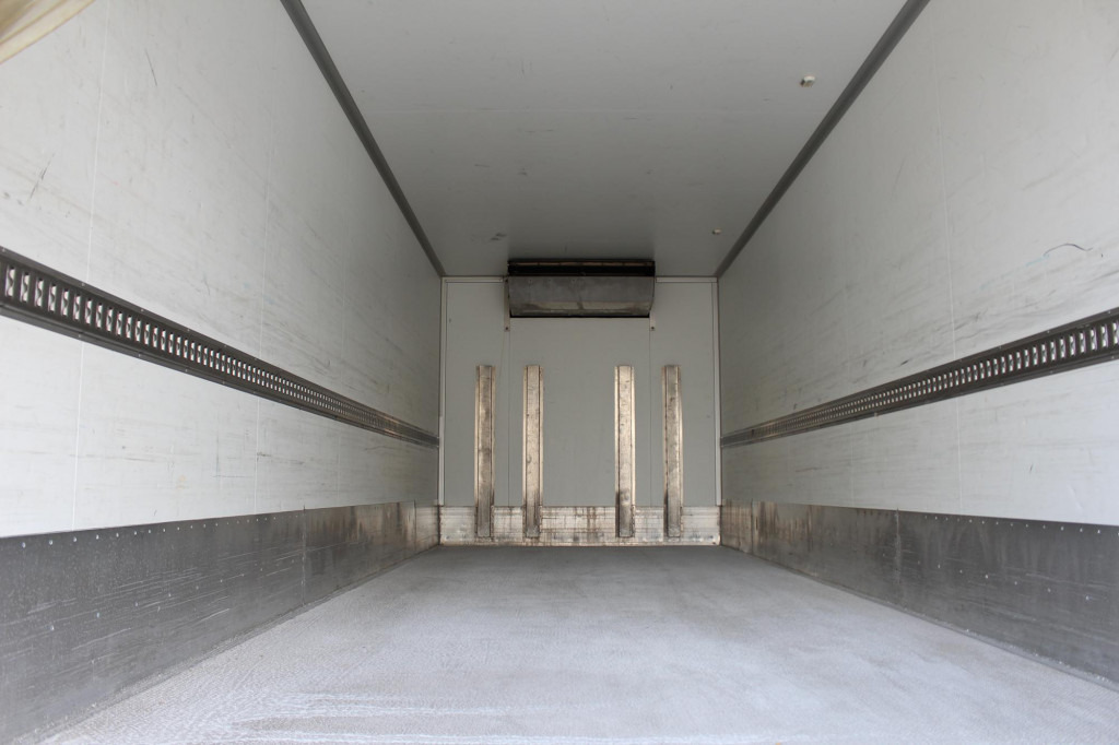 Mercedes-Benz Atego 1223 E6 TK T-800 R Strom LBW - Рефрижератор: фото 2 Mercedes-Benz Atego 1223 E6 TK T-800 R Strom LBW - Рефрижератор: фото 2