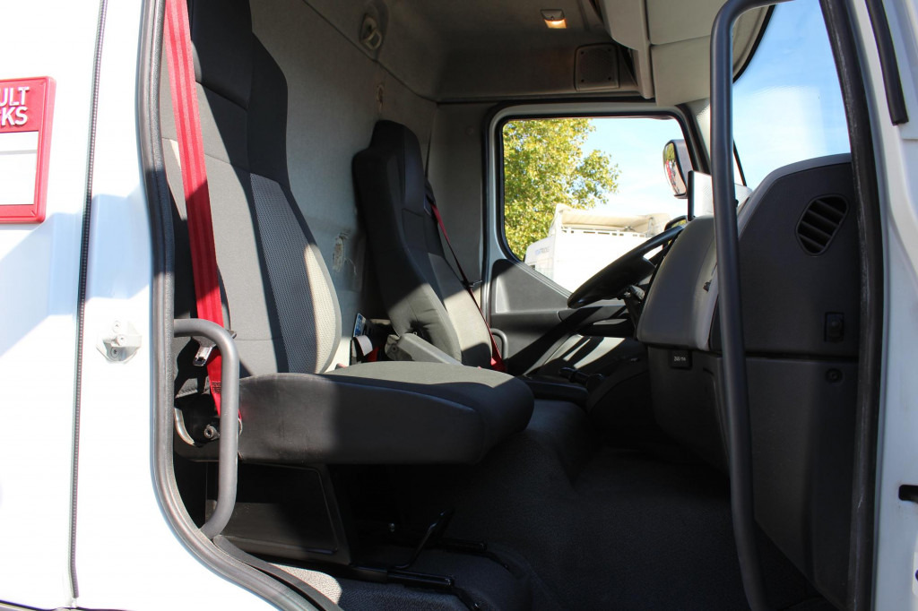 Грузовик с закрытым кузовом Renault D14 220E6   Laderbordwand   nur 166 Tkm   Klima: фото 7