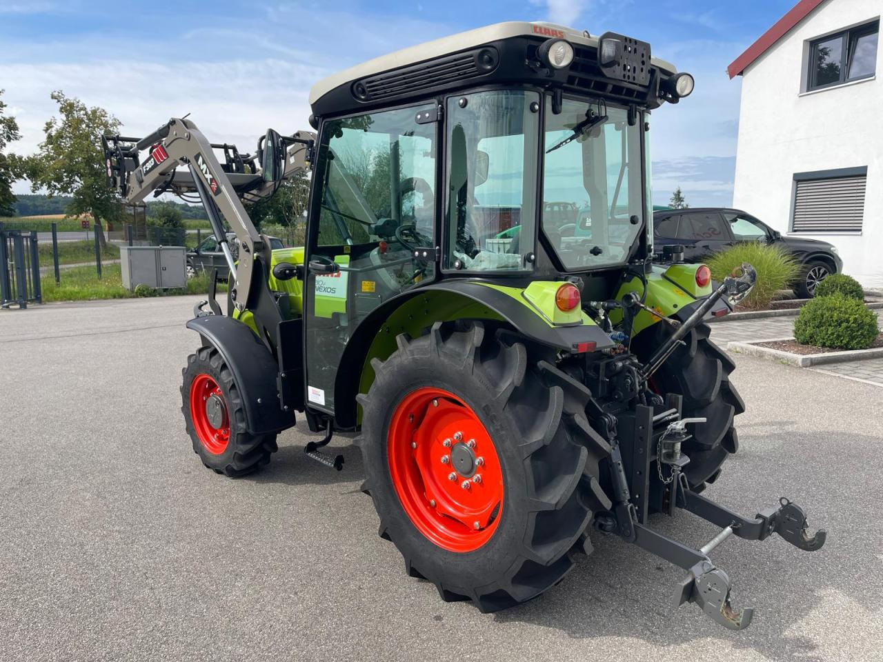 CLAAS Nexos 210 mit Frontlader, 236Bh, FZW, NEUWERTIG! - Трактор: фото 3 CLAAS Nexos 210 mit Frontlader, 236Bh, FZW, NEUWERTIG! - Трактор: фото 3