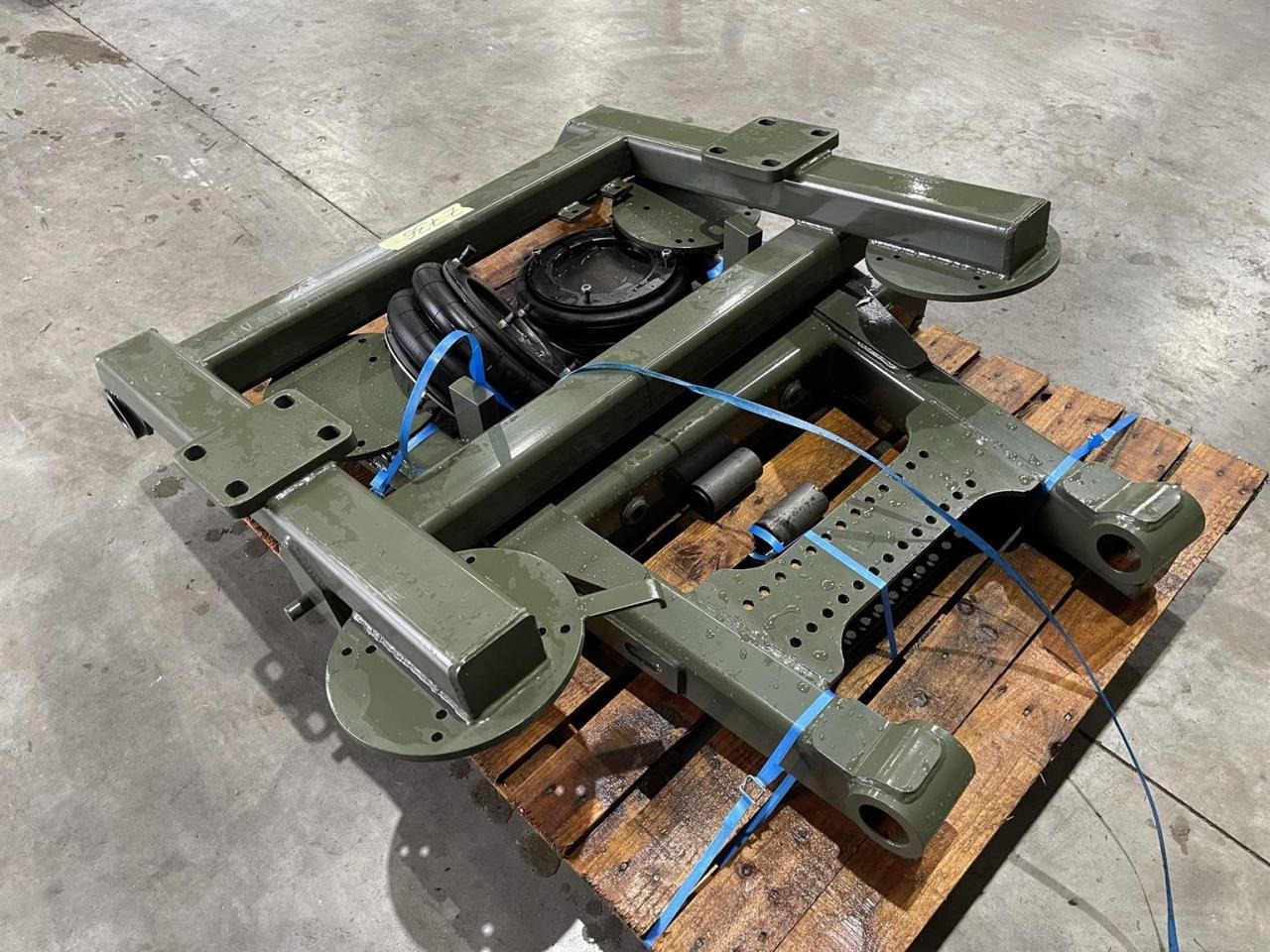 Tecnoma Tecnoma Fortis Fahrwerk - Рама/ Шасси для Сельскохозяйственной техники: фото 3 Tecnoma Tecnoma Fortis Fahrwerk - Рама/ Шасси для Сельскохозяйственной техники: фото 3
