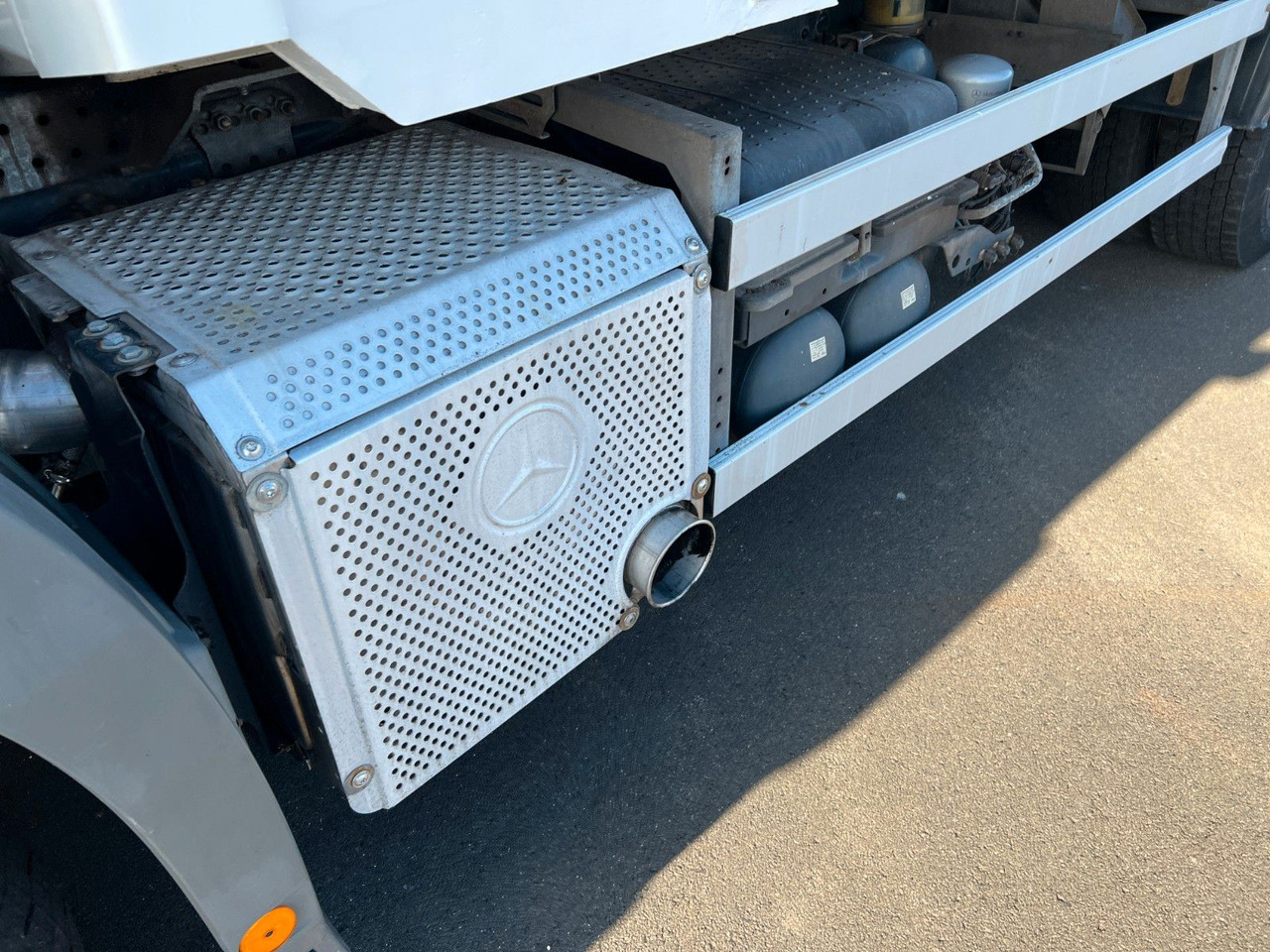 Mercedes-Benz Actros 2532 6x2 MP3 Faun Power Press 524 Mercedes-Benz Actros 2532 6x2 MP3 Faun Power Press 524 - Мусоровоз: фото 3 Mercedes-Benz Actros 2532 6x2 MP3 Faun Power Press 524 Mercedes-Benz Actros 2532 6x2 MP3 Faun Power Press 524 - Мусоровоз: фото 3