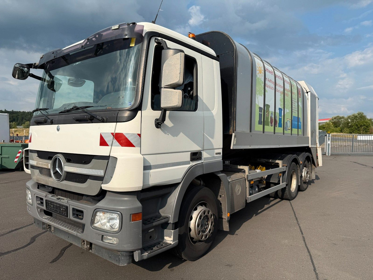 Mercedes-Benz Actros MP3 2532 6x2 Faun Rotorpress 521 - Мусоровоз: фото 1 Mercedes-Benz Actros MP3 2532 6x2 Faun Rotorpress 521 - Мусоровоз: фото 1