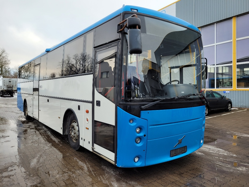 VOLVO B9R VEST HORISONT, KLIIMA, 7.2012, EURO 5, HANDICAP LIFT, 45 seats, 12,7m - Пригородный автобус: фото 1 VOLVO B9R VEST HORISONT, KLIIMA, 7.2012, EURO 5, HANDICAP LIFT, 45 seats, 12,7m - Пригородный автобус: фото 1
