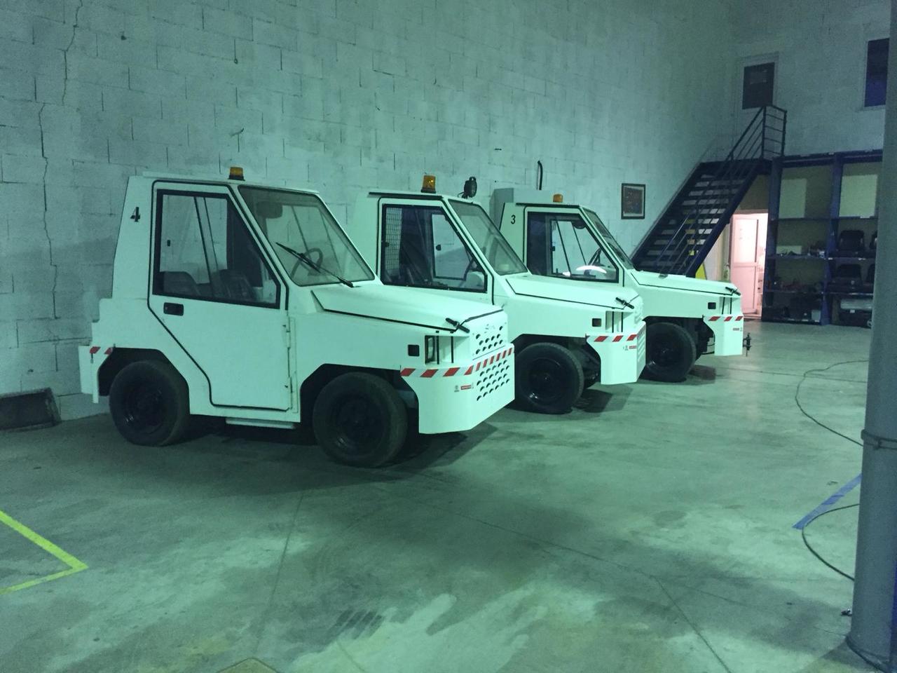 SOVAM TRACTOR/DIESEL K22 - Багажный тягач: фото 3 SOVAM TRACTOR/DIESEL K22 - Багажный тягач: фото 3