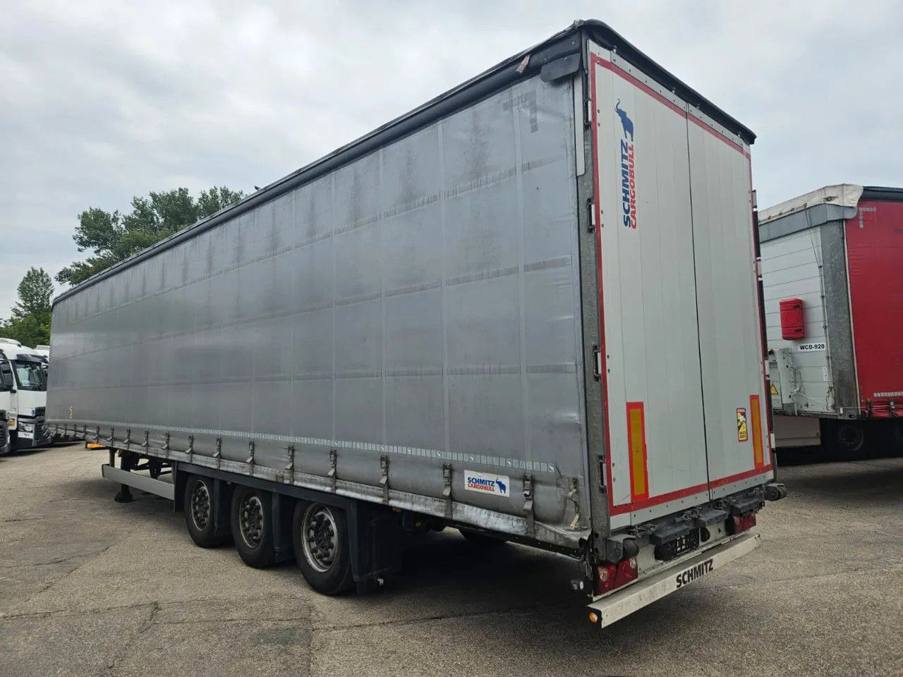 Schmitz Cargobull SCB S3T VARIOS 2 units! Lifting Axle A&C, XL Cod - Тентованный полуприцеп: фото 4 Schmitz Cargobull SCB S3T VARIOS 2 units! Lifting Axle A&C, XL Cod - Тентованный полуприцеп: фото 4