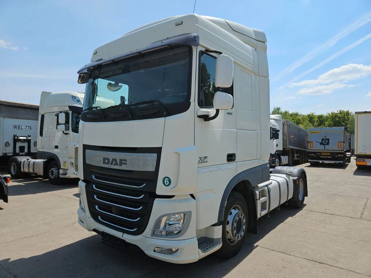 DAF XF 460 Space Cab Standklima 1 units - Тягач: фото 1 DAF XF 460 Space Cab Standklima 1 units - Тягач: фото 1