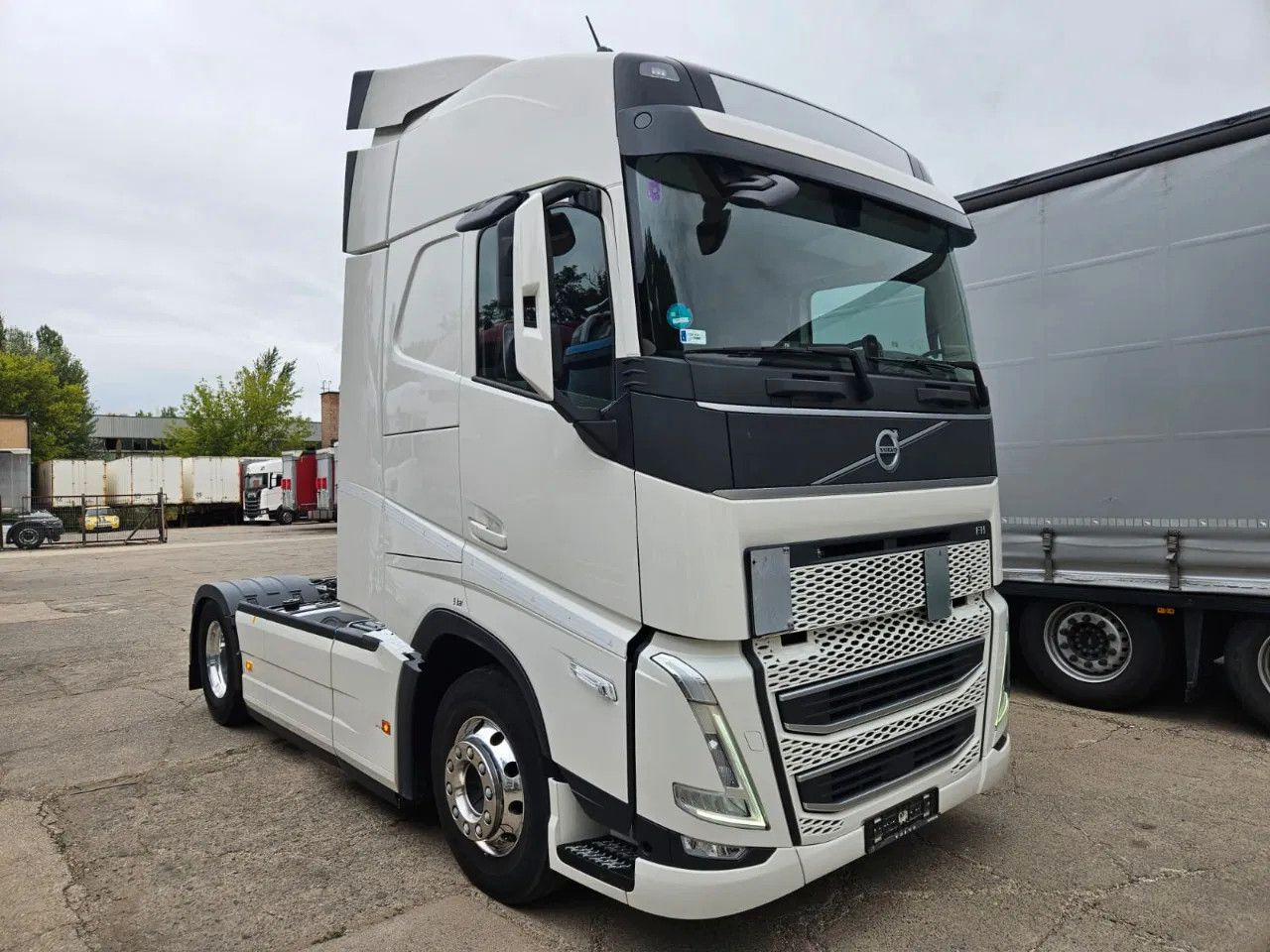 Volvo FH 460 Turbo Compound, I-Park, HYVA, Microwave, - Тягач: фото 2 Volvo FH 460 Turbo Compound, I-Park, HYVA, Microwave, - Тягач: фото 2