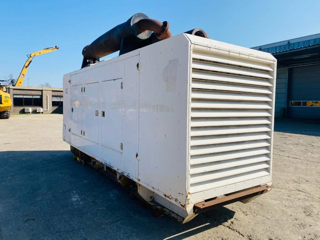 FG Wilson DDC440E  - Электрогенератор: фото 2 FG Wilson DDC440E  - Электрогенератор: фото 2