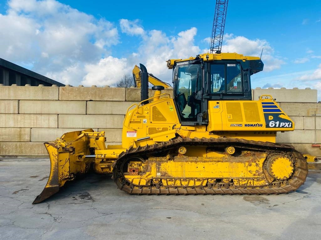 Komatsu D 61 PXI-24E0 - Бульдозер: фото 1 Komatsu D 61 PXI-24E0 - Бульдозер: фото 1