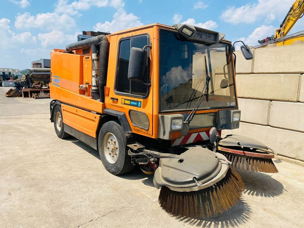 Schmidt metro 500 tx  - Подметально-уборочная машина: фото 4 Schmidt metro 500 tx  - Подметально-уборочная машина: фото 4