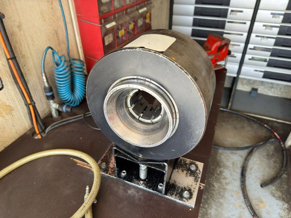 Строительная техника Mercedes-Benz Sprinter 2.2 Ambulance: фото 9 Строительная техника Mercedes-Benz Sprinter 2.2 Ambulance: фото 9