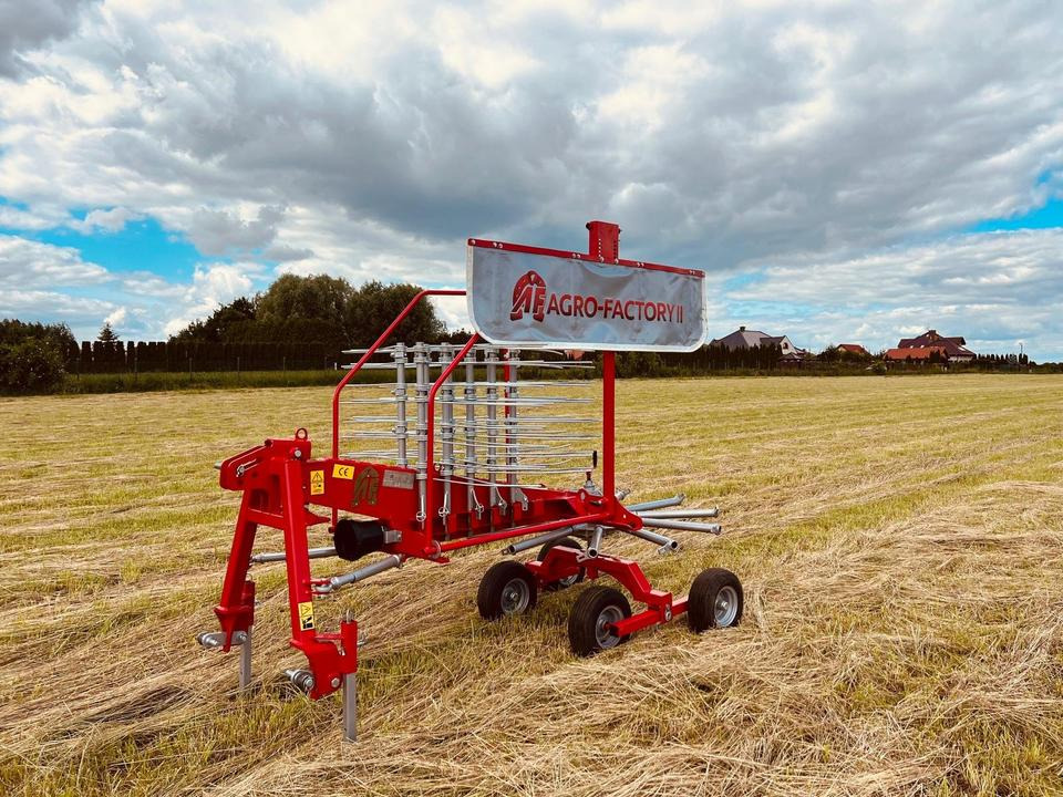 Kreiselschwader Schwader Agro Factory 4,2m KN-420 neu Krone - Сеноворошилка: фото 3 Kreiselschwader Schwader Agro Factory 4,2m KN-420 neu Krone - Сеноворошилка: фото 3
