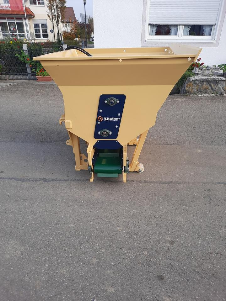 Liegeboxen Einstreugerät Futterverteilgerät Hoflader Teleskoplade - Инвентарь для животноводства: фото 3 Liegeboxen Einstreugerät Futterverteilgerät Hoflader Teleskoplade - Инвентарь для животноводства: фото 3