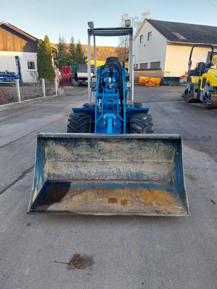 Radlader Hoflader Quappen Q 35 Lader Schaufellader - Компактный фронтальный погрузчик: фото 2 Radlader Hoflader Quappen Q 35 Lader Schaufellader - Компактный фронтальный погрузчик: фото 2