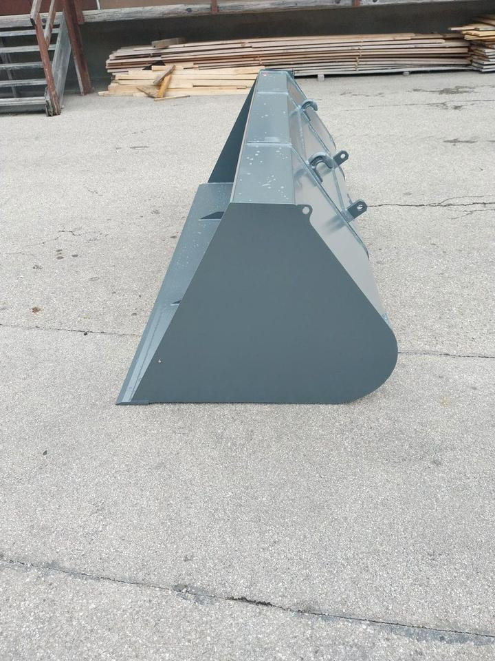 Schaufel 2,4m Euro Volumen Schlepper Frontladerschaufel Fendt - Ковш для погрузчика: фото 5 Schaufel 2,4m Euro Volumen Schlepper Frontladerschaufel Fendt - Ковш для погрузчика: фото 5