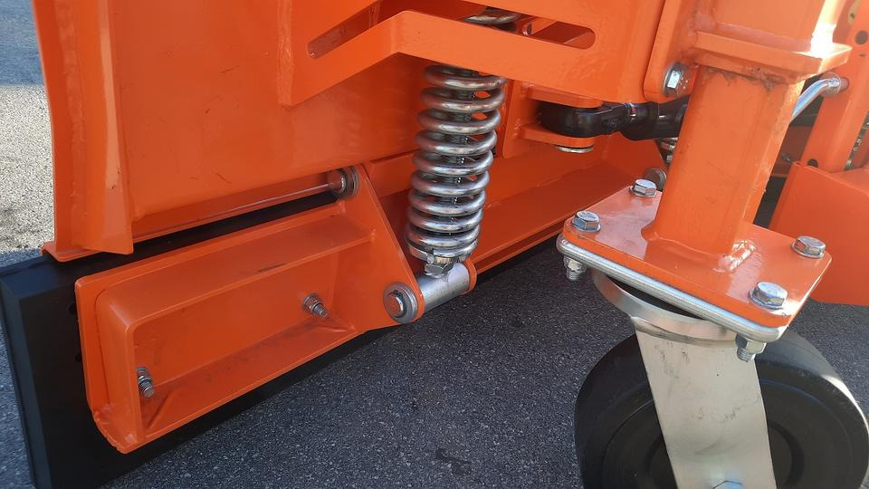 Отвал для снега Schneeschild Vario 2,70m Schneepflug Schlepper Radlader Hoflader: фото 6