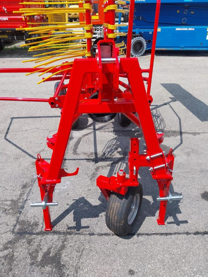 Neuen Kreiselschwader Schwader 4,2m KN-420 Traktor Schlepper - Сеноворошилка: фото 4 Neuen Kreiselschwader Schwader 4,2m KN-420 Traktor Schlepper - Сеноворошилка: фото 4