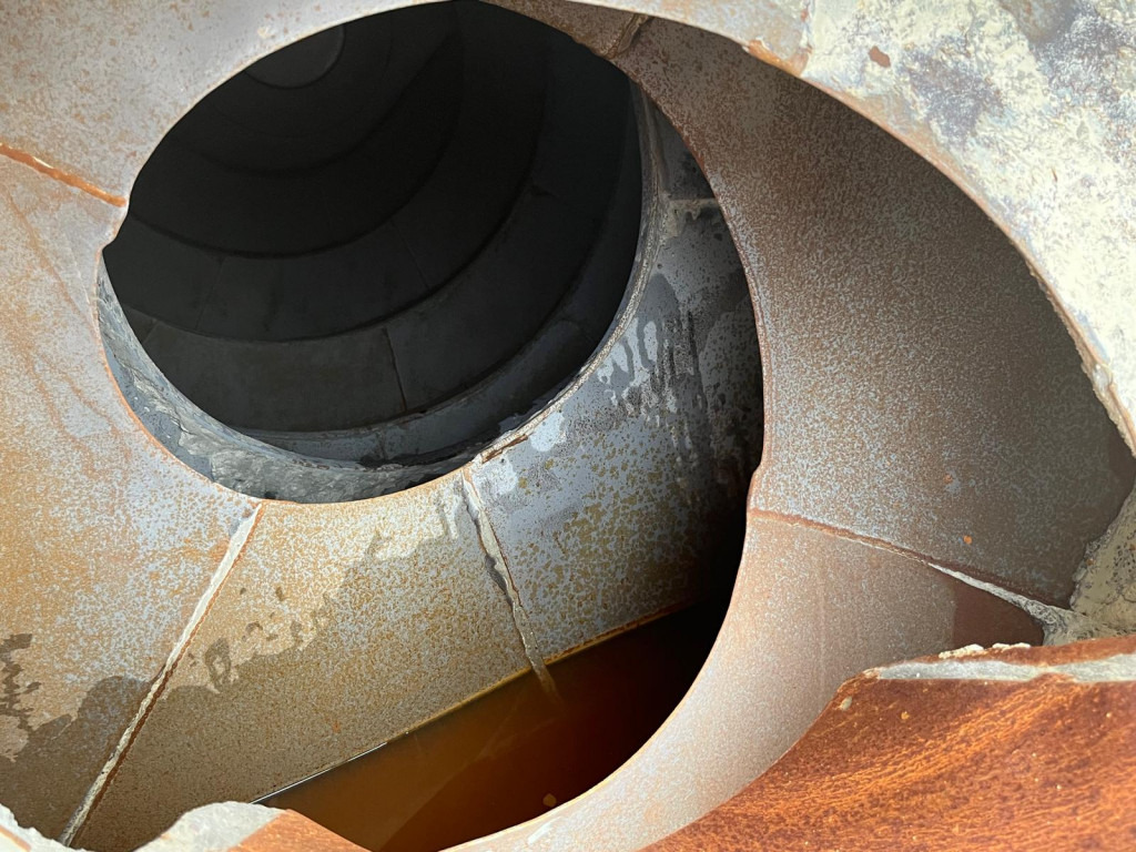 MERCEDES-BENZ Arocs 3240 B 8x4 Betonmischer Deutsch Top AP Achsen - Грузовик: фото 5 MERCEDES-BENZ Arocs 3240 B 8x4 Betonmischer Deutsch Top AP Achsen - Грузовик: фото 5