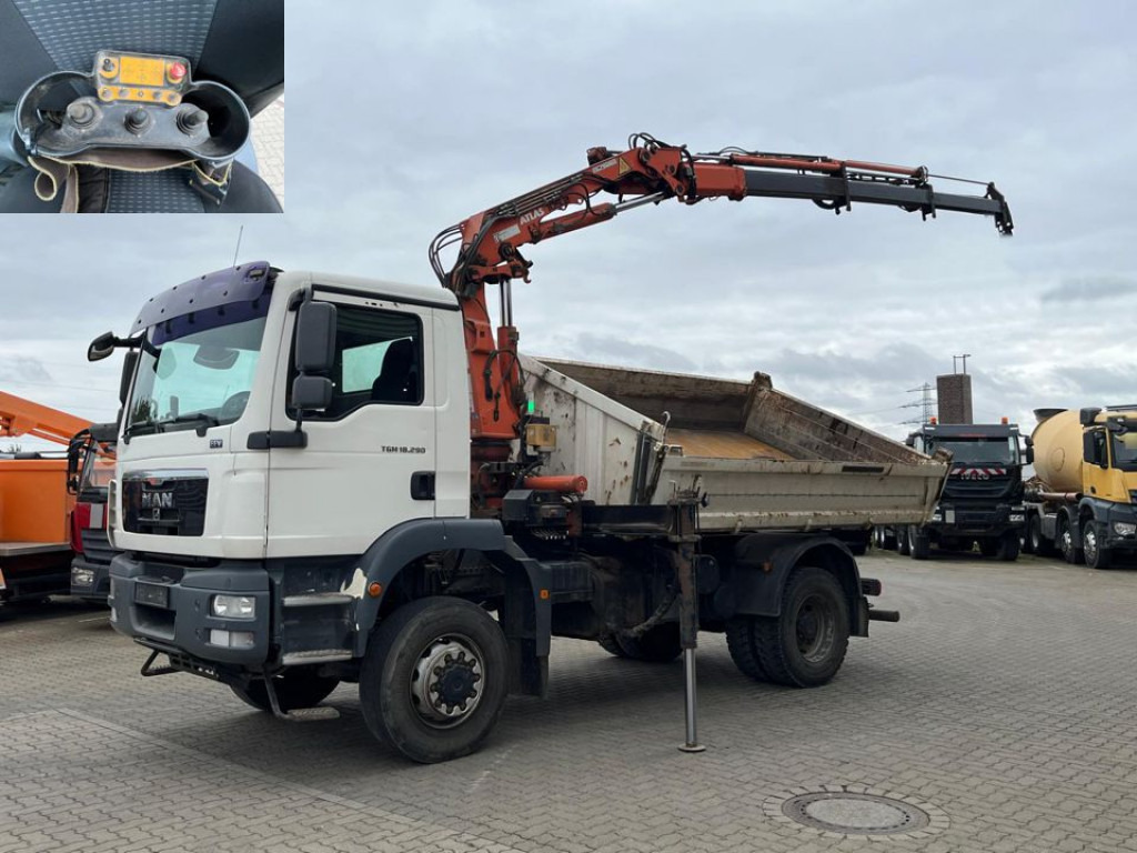 MAN TG-M 18.290 4x4 BB 2-Achs Allradkipper Kran Atlas 105+Funk - Самосвал, Автоманипулятор: фото 1 MAN TG-M 18.290 4x4 BB 2-Achs Allradkipper Kran Atlas 105+Funk - Самосвал, Автоманипулятор: фото 1