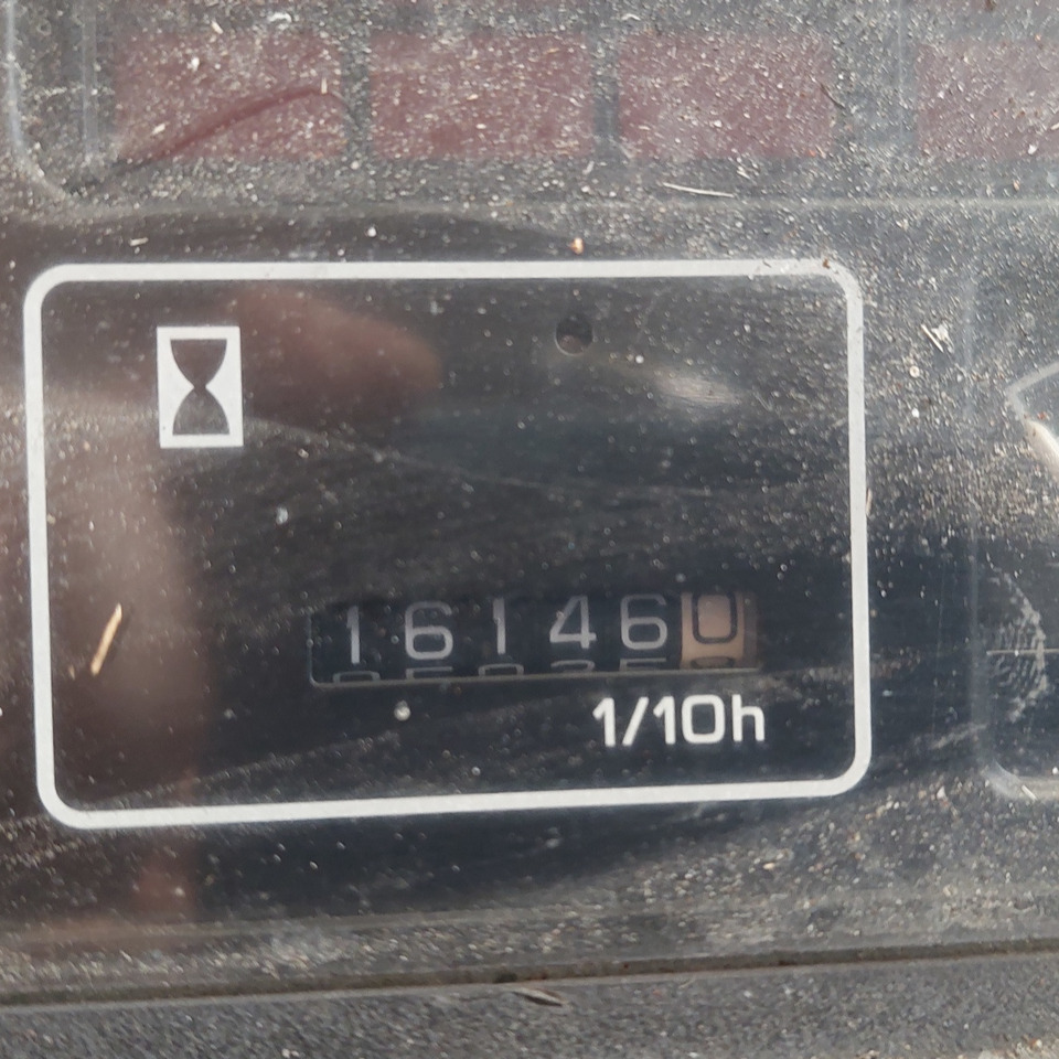 FV02 Nissan Baggage Tractor - Багажный тягач: фото 5 FV02 Nissan Baggage Tractor - Багажный тягач: фото 5