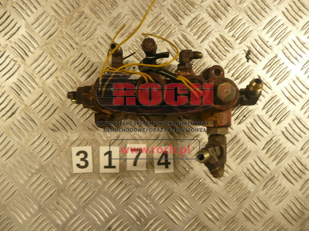 ZEXEL 76402 307820-2250 - 3 SEKCYJNY - Гидравлический клапан: фото 2 ZEXEL 76402 307820-2250 - 3 SEKCYJNY - Гидравлический клапан: фото 2