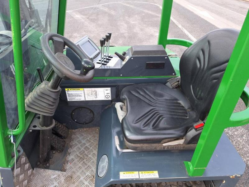 Combilift CBE2500 - Четырехсторонний погрузчик: фото 5 Combilift CBE2500 - Четырехсторонний погрузчик: фото 5