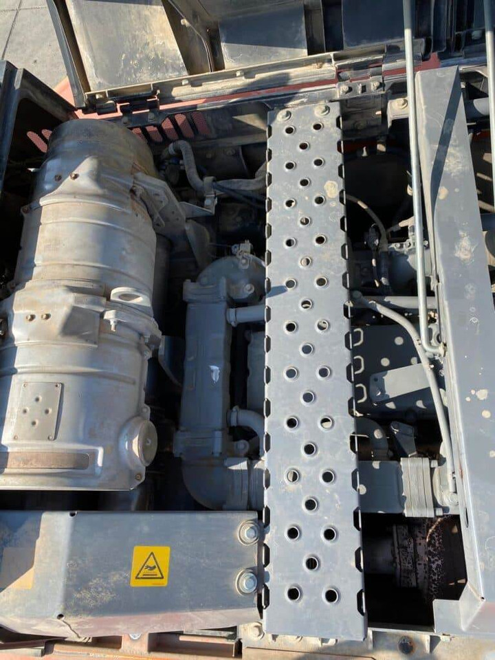 Гусеничный экскаватор Hitachi ZX350LC-6: фото 11