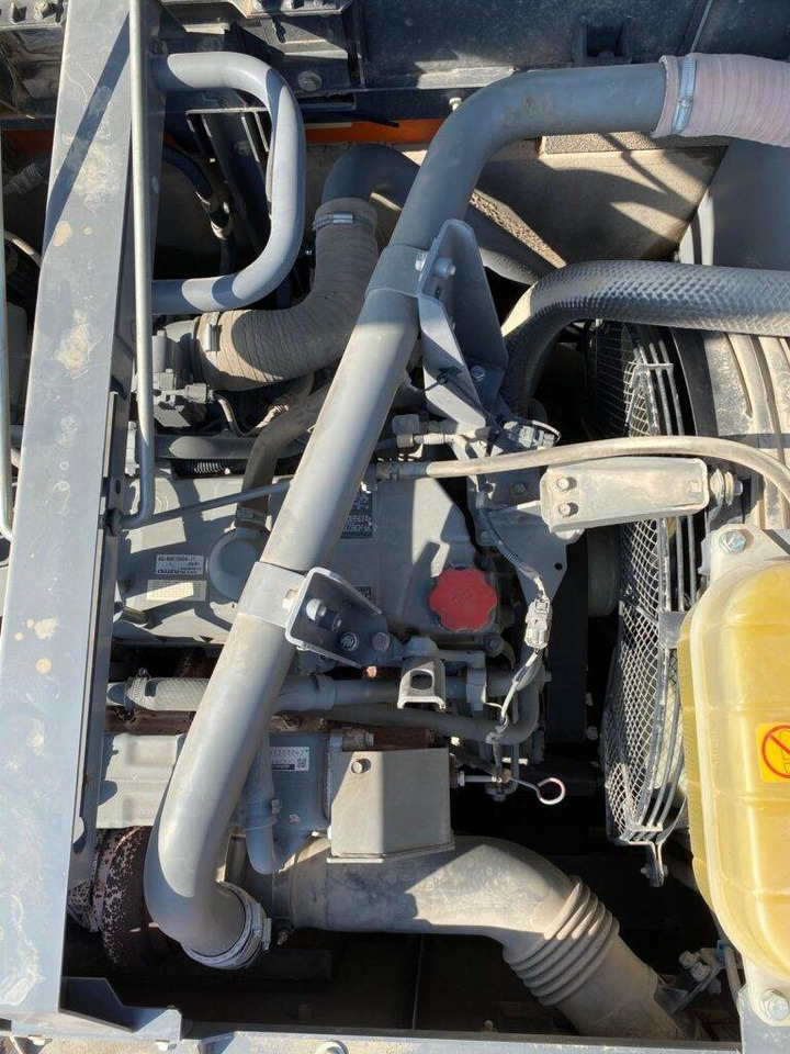 Гусеничный экскаватор Hitachi ZX350LC-6: фото 8