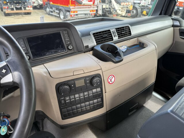 MAN TGS 35.420 8x4 Euro 6C Fahrgestell Betonmischer - Грузовик-шасси: фото 3 MAN TGS 35.420 8x4 Euro 6C Fahrgestell Betonmischer - Грузовик-шасси: фото 3