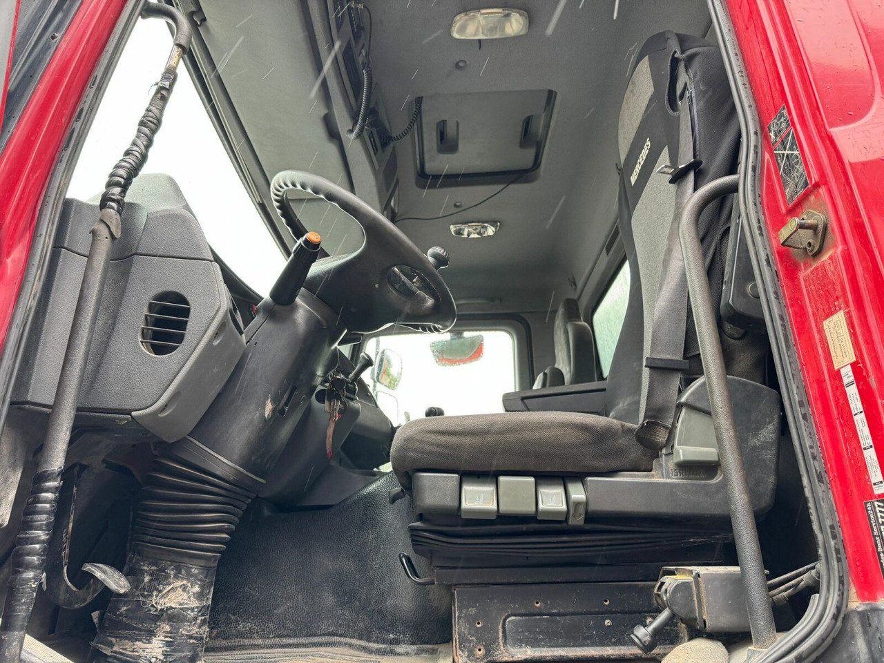 Mercedes-Benz ACTROS 4141 EURO4 8x6 Muldenkipper в лизинг Mercedes-Benz ACTROS 4141 EURO4 8x6 Muldenkipper: фото 13