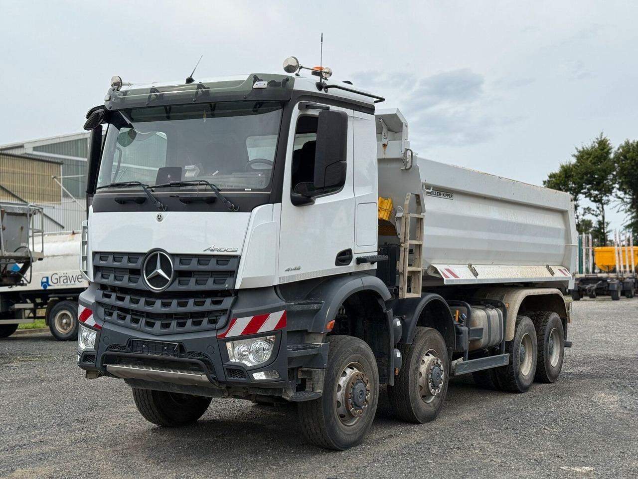 Портальный бункеровоз Mercedes-Benz AROCS 4145 8x8 Meiller Muldenkipper: фото 7