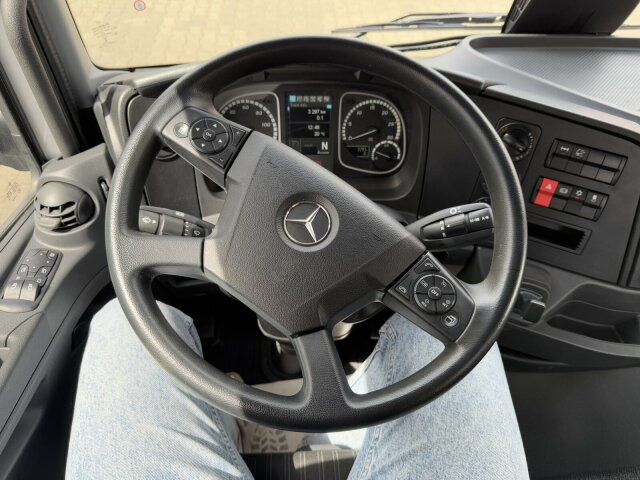 Малотоннажный самосвал Mercedes-Benz ATEGO 818 4x2 Euro 6 Kipper Kran FASSI F65B.0.22: фото 7