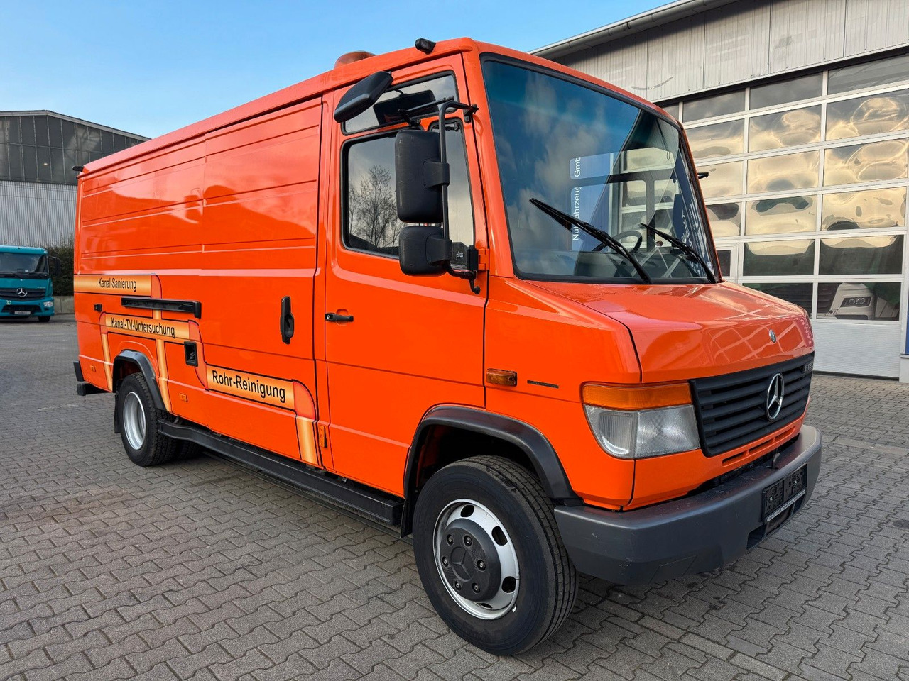 Mercedes-Benz Vario 818D Kanalreiniger Rockstroh Drain Jet 100 - Ассенизатор: фото 1 Mercedes-Benz Vario 818D Kanalreiniger Rockstroh Drain Jet 100 - Ассенизатор: фото 1