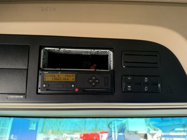 Mercedes-Benz Actros 1845 LS SZM 4x2 Kipphydraulik Retarder - Тягач: фото 4 Mercedes-Benz Actros 1845 LS SZM 4x2 Kipphydraulik Retarder - Тягач: фото 4