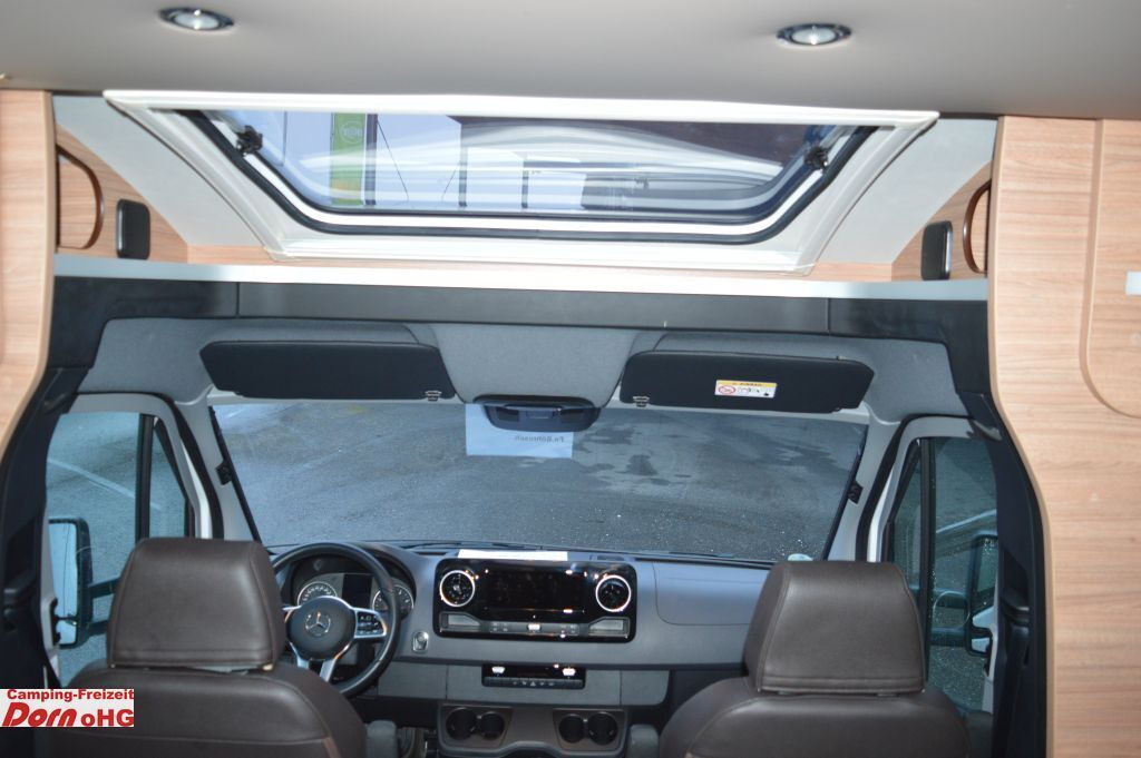 Полуинтегрированный автодом Weinsberg CaraCompact 640 MEG EDITION [PEPPER] Licht+Sicht: фото 14