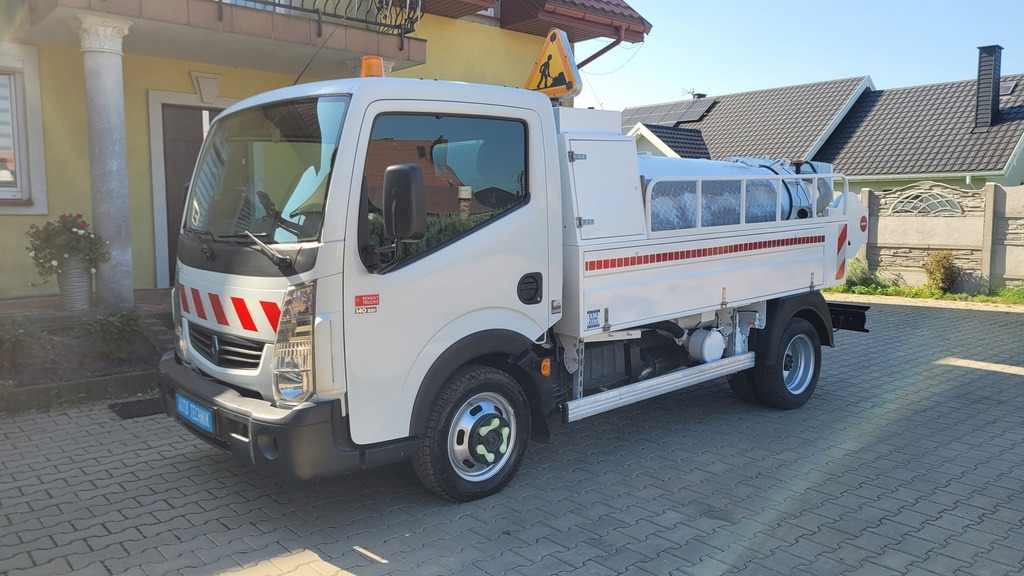 Renault Maxity 140dxi Kanalreiniger COMBI CLEANER VAACUM Hydrocureur - Ассенизатор: фото 2 Renault Maxity 140dxi Kanalreiniger COMBI CLEANER VAACUM Hydrocureur - Ассенизатор: фото 2