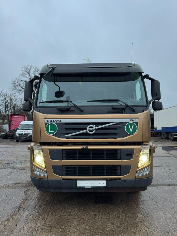 VOLVO FM450 - Грузовик-цистерна: фото 3 VOLVO FM450 - Грузовик-цистерна: фото 3