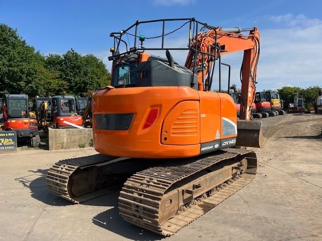 Doosan DX 140 LCR-5 - Гусеничный экскаватор: фото 5 Doosan DX 140 LCR-5 - Гусеничный экскаватор: фото 5