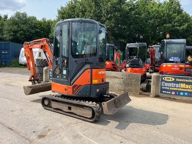Hitachi ZX 22 U-2 CLR - Мини-экскаватор: фото 4 Hitachi ZX 22 U-2 CLR - Мини-экскаватор: фото 4