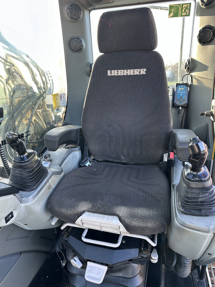 LIEBHERR R 924 LC Top Zustand !!! Kein 914- 916- 920- 926 - Гусеничный экскаватор: фото 3 LIEBHERR R 924 LC Top Zustand !!! Kein 914- 916- 920- 926 - Гусеничный экскаватор: фото 3