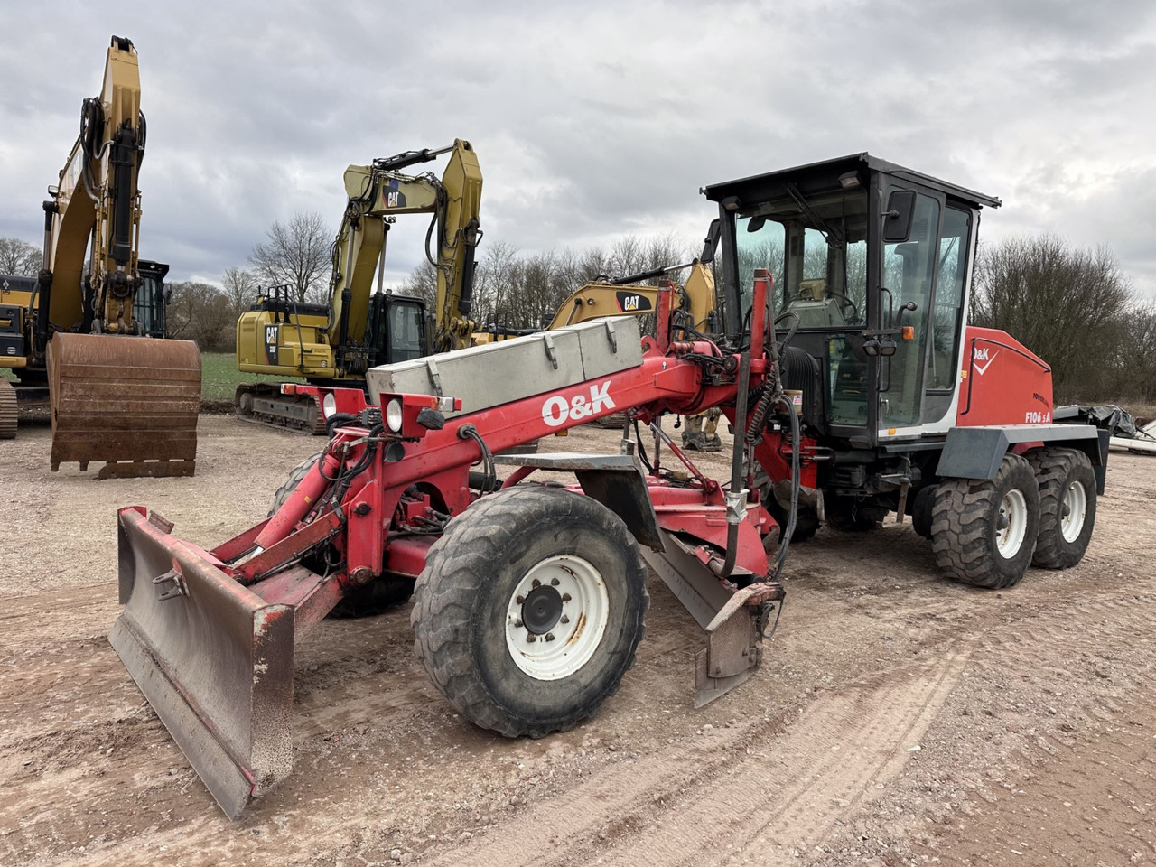 O&K F 106.5 - 6x6 Laser Topcon- Klima Cummins 6 Zyl. - Грейдер: фото 3 O&K F 106.5 - 6x6 Laser Topcon- Klima Cummins 6 Zyl. - Грейдер: фото 3
