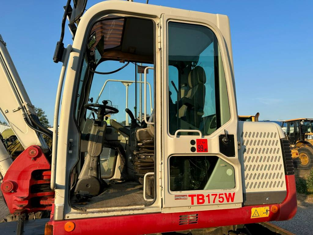 Колёсный экскаватор Takeuchi TB 175 W 8,7 ton. Klima Turbo 77 PS: фото 7 Колёсный экскаватор Takeuchi TB 175 W 8,7 ton. Klima Turbo 77 PS: фото 7