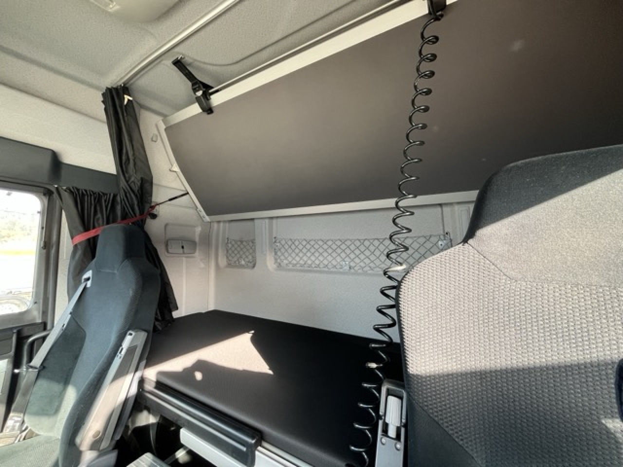 MAN TGX 26.480 6x4 BLS Euro6 Intarder Klima Luftfeder - Тягач: фото 5 MAN TGX 26.480 6x4 BLS Euro6 Intarder Klima Luftfeder - Тягач: фото 5