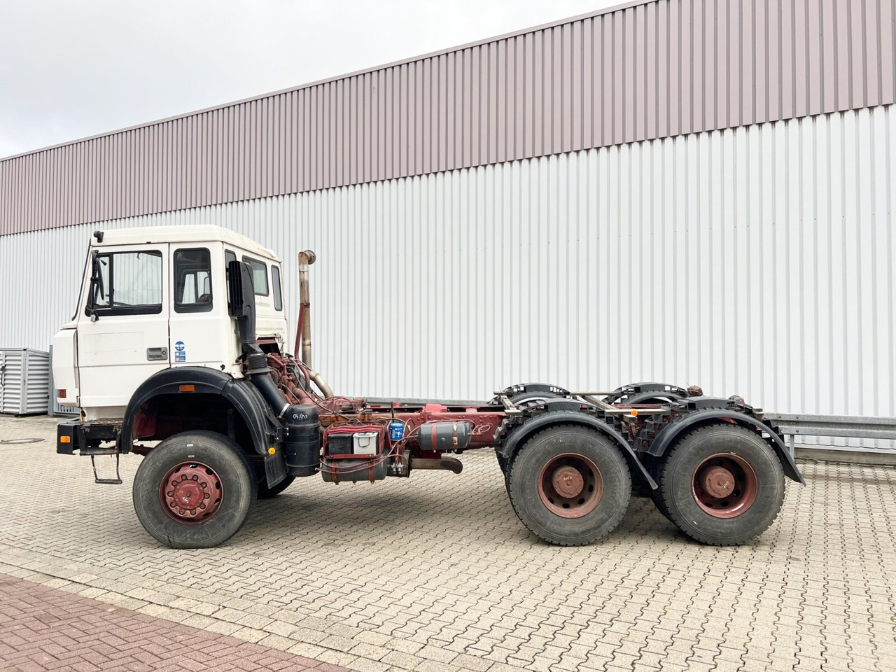 Грузовик-шасси 260-34 AHW 6x6 260-34 AHW 6x6, V8, Manual, Full Steel: фото 13