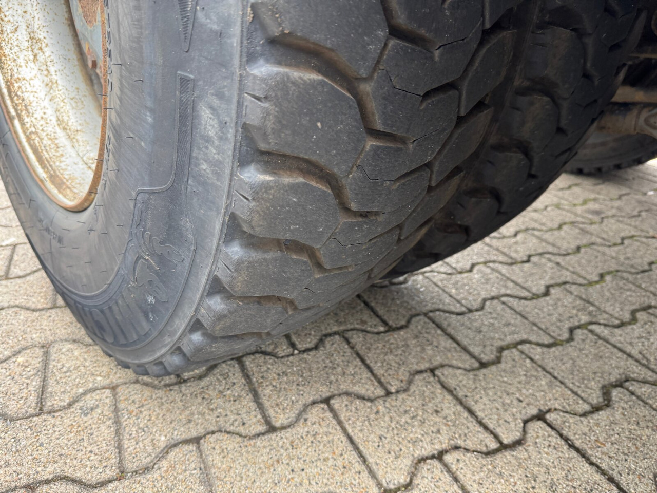 AD260T41 6x4 AD260T41 6x4, EEV - Грузовик-шасси: фото 3 AD260T41 6x4 AD260T41 6x4, EEV - Грузовик-шасси: фото 3