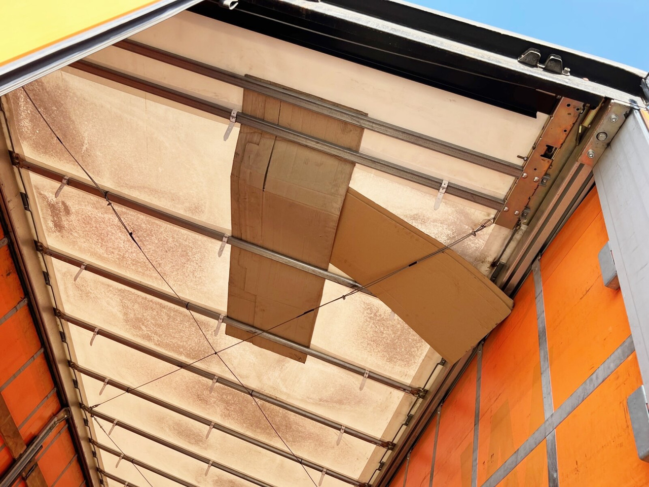 Тентованный полуприцеп Ackermann PS-F 5.3/13.5 EZG SPS PS-F 5.3/13.5 EZG SPS, Edscha-Verdeck, Lenkachse: фото 14