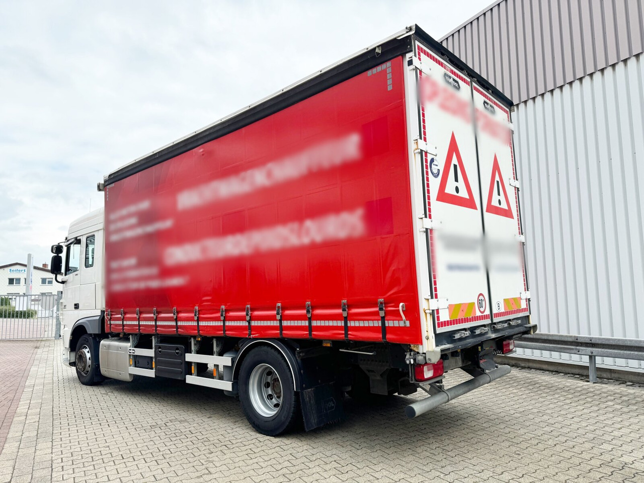 Грузовик бортовой/ Платформа DAF XF 410 FA 4x2 XF 410 FA 4x2, Fahrschule, 2x AHK, 6 Sitze: фото 11